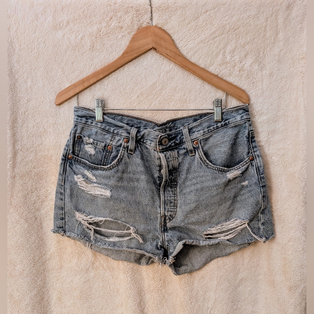 Levi’s 501 Distressed High Rise Jean Shorts | Button Fly Vintage Cut-Offs | W 32